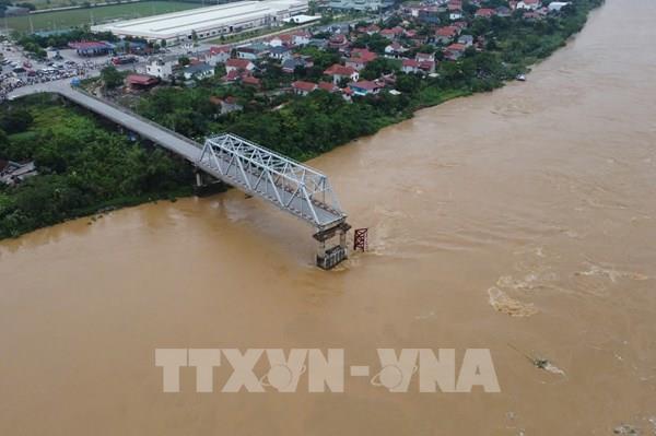 Bộ Giao thông Vận tải chỉ đạo điều phối lưu thông sau sự cố sập cầu Phong Châu