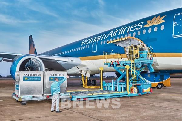Vietnam Airlines vận chuyển miễn phí hàng hóa cứu trợ cho vùng ảnh hưởng bão