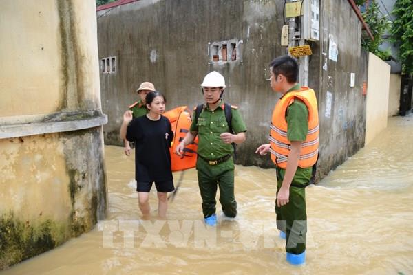 Từ 12h ngày 11/9, Bắc Ninh cấm xe khách từ 9 chỗ ngồi trở lên, xe tải có tải trọng trên 15 tấn qua cầu Hồ