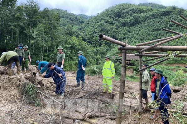 Lào Cai dồn lực tìm kiếm người dân bị lũ quét kinh hoàng tại thôn Làng Nủ