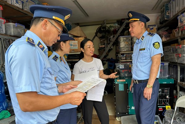 Quảng Ninh đồng loạt ra quân kiểm tra, giám sát thị trường