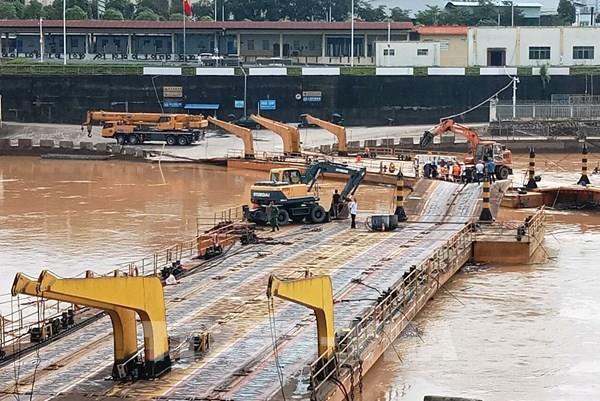Cầu phao tạm Km3+4 Hải Yên thuộc Cửa khẩu quốc tế Móng Cái hoạt động trở lại từ 13/9
