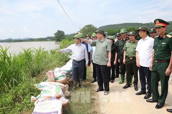 Tổng Bí thư, Chủ tịch nước Tô Lâm thăm hỏi nhân dân vùng lụt, bão tại Tuyên Quang