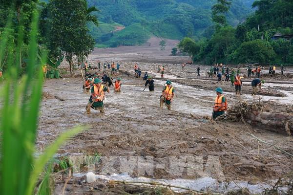 Ngày 13/9, số người chết do bão số 3 và mưa lũ tăng thêm 21 người