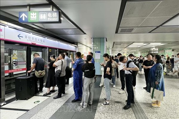 Trung Quốc: Thành phố đầu tiên áp dụng thẻ thanh toán quốc tế cho giao thông đường sắt