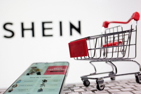 Shein ra mắt thẻ tín dụng mang thương hiệu riêng đầu tiên trên thế giới