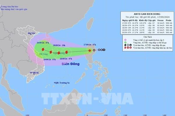 Áp thấp nhiệt đới tiến gần Biển Đông
