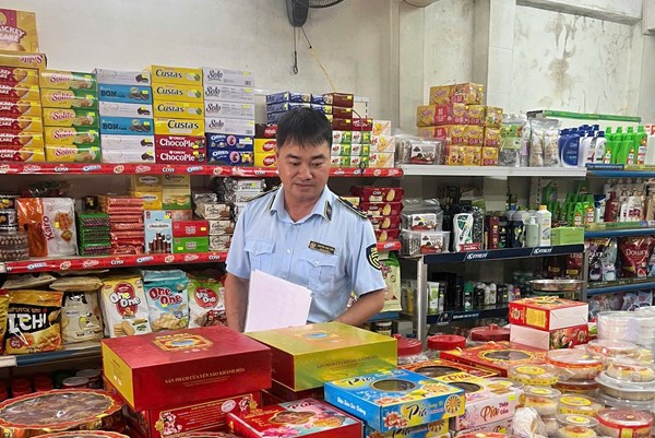 Quản lý thị trường Bạc Liêu kiểm tra thị trường dịp Tết Trung thu