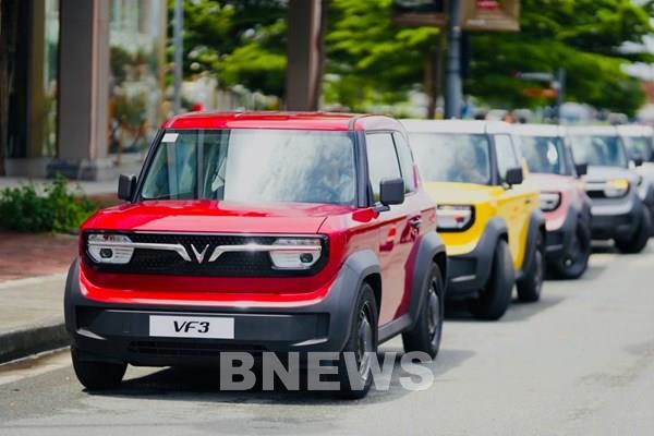 VinFast lập kỷ lục chưa từng có trong lịch sử thị trường ô tô Việt