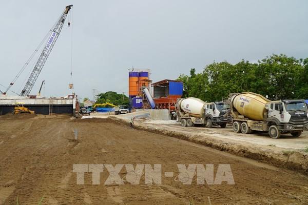 Triển khai Đợt thi đua cao điểm "500 ngày đêm thi đua hoàn thành 3.000 km đường bộ cao tốc"