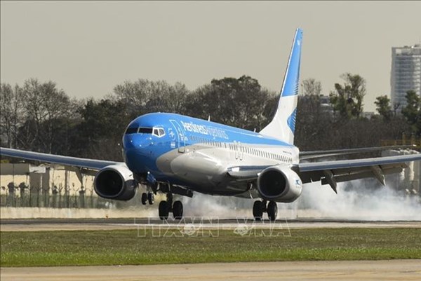 Argentina: Các hãng hàng không phải duy trì ít nhất 50% hoạt động khi đình công