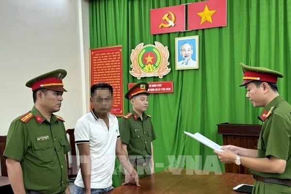 Truy tố chủ hệ thống cửa hàng xe máy mua xe không giấy tờ rồi hợp thức hóa