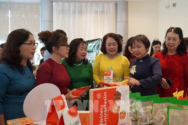 Quảng bá và tiêu thụ sản phẩm vùng đất "Chín rồng"