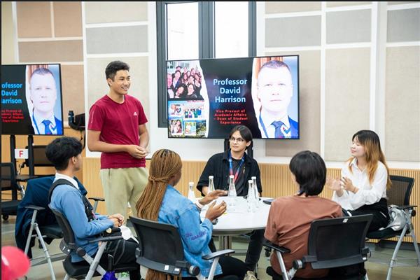 VinUni trở thành trường đại học trẻ nhất thế giới đạt chứng nhận QS 5 Sao