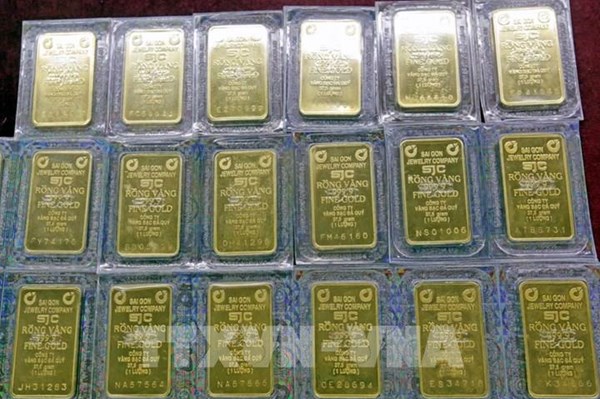 Giá vàng thế giới lao dốc, giảm mạnh nhất trong hơn 5 năm