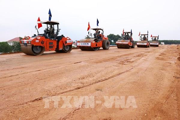 Điều chỉnh chủ trương chuyển mục đích sử dụng rừng, đất rừng và đất trồng lúa để xây cao tốc Bắc - Nam