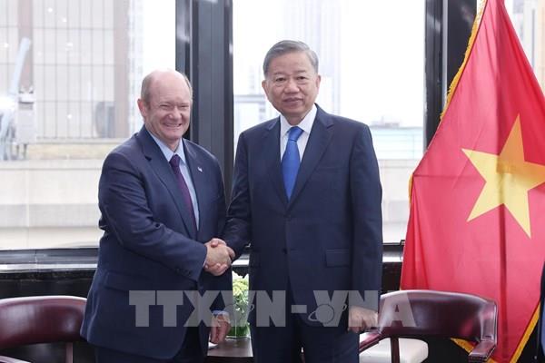 Tổng Bí thư, Chủ tịch nước Tô Lâm gặp Thượng nghị sĩ Chris Coons