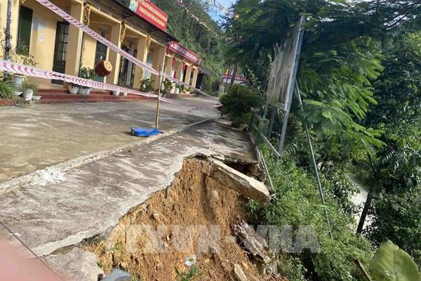 Cao Bằng: Nguy cơ mất trường vì sạt lở