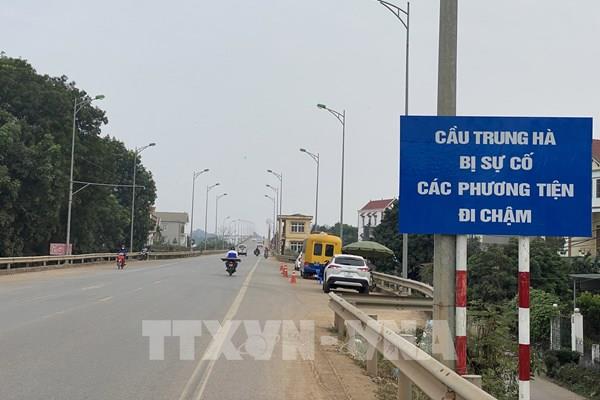 Điều chỉnh giao thông qua cầu Trung Hà đi Hà Nội và Phú Thọ