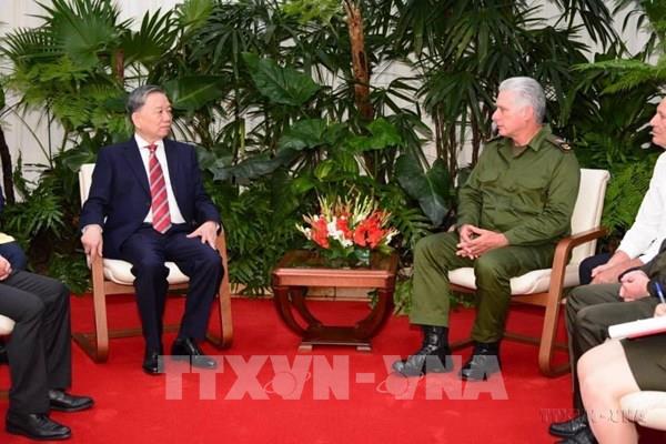 Mở ra giai đoạn mới cho quan hệ hợp tác và hữu nghị đặc biệt Việt Nam-Cuba