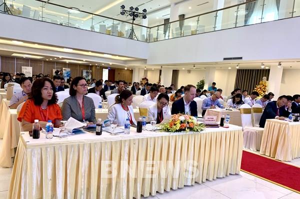 Giải pháp dài hạn nào phát triển doanh nghiệp chăn nuôi gia cầm?