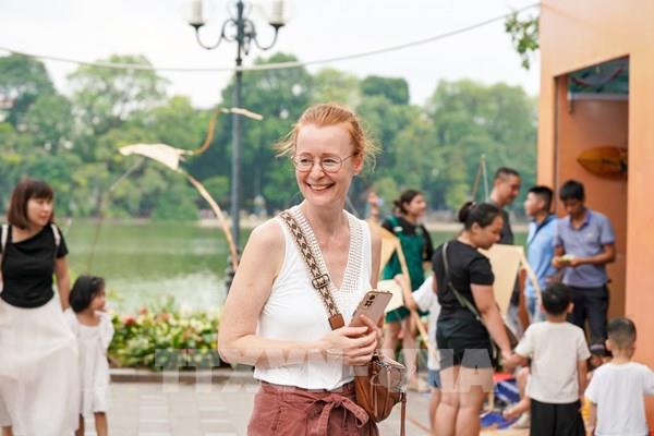 Hà Nội siết chặt du lịch dịp lễ: Quyết không để xảy ra chèo kéo, ép giá