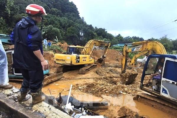 Vụ sạt lở nghiêm trọng tại Hà Giang: Gấp rút cứu người và thông tuyến giao thông