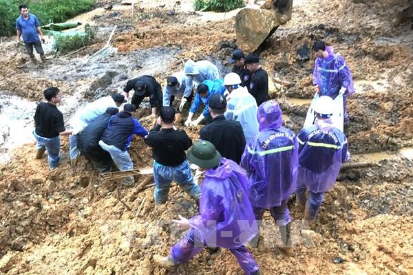 Vụ sạt lở nghiêm trọng tại Hà Giang: Đã tìm thấy 3 nạn nhân bị vùi lấp dưới bùn, đất