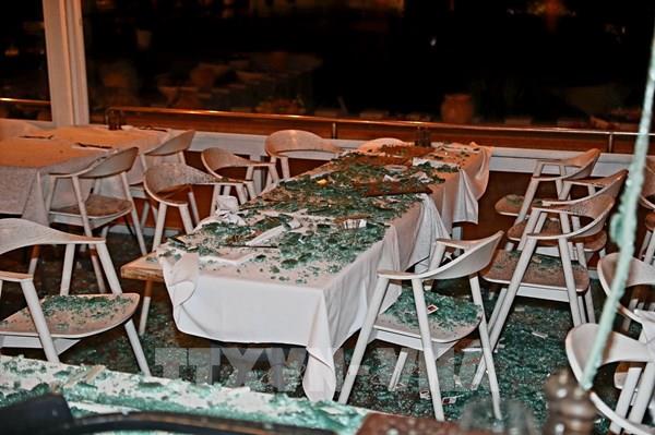 Iran lên tiếng về vụ phóng loạt tên lửa