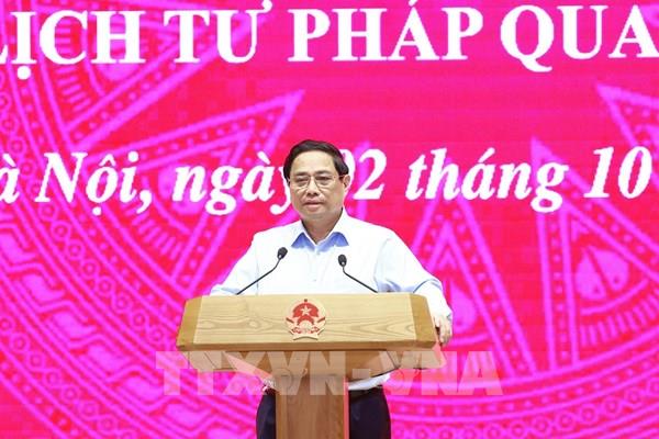 Thủ tướng: Để mỗi công dân Việt Nam đều có Sổ sức khỏe điện tử trên ứng dụng VNeID