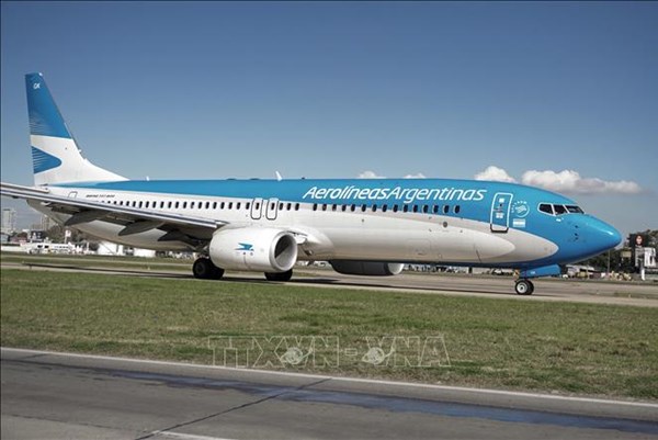 Argentina tư nhân hóa hãng hàng không quốc gia Aerolineas Argentinas
