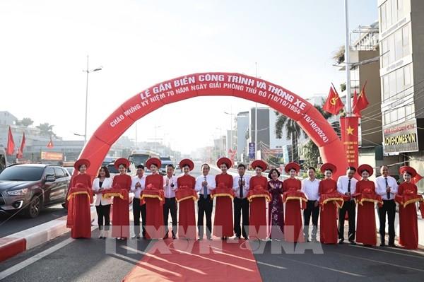 Thông xe đường Âu Cơ và Xuân Diệu chào mừng 70 năm Giải phóng Thủ đô