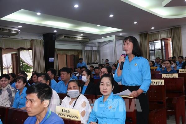 Cử tri Bến Tre kiến nghị nâng mức hưởng trợ cấp thất nghiệp lên 75%