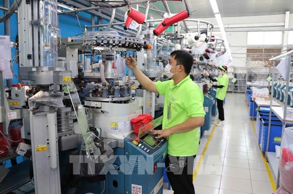 UOB nâng dự báo tăng trưởng GDP Việt Nam năm 2024 lên 6,4%