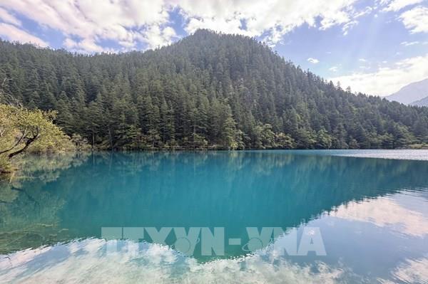  Khám phá tiên cảnh nhân gian - Cửu Trại Câu tỉnh Tứ Xuyên (Trung Quốc)