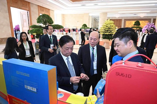 Khai mạc Khu triển lãm sản phẩm nông nghiệp đặc sắc của Việt Nam xuất khẩu sang Trung Quốc