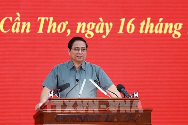 Thủ tướng Phạm Minh Chính: Từ những cánh đồng lúa bát ngát, định hình những tuyến cao tốc hiện đại