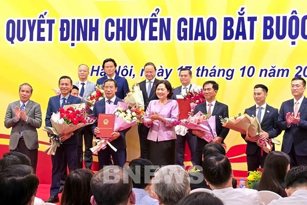 Công bố Quyết định chuyển giao bắt buộc CB cho Vietcombank và Oceanbank cho MB