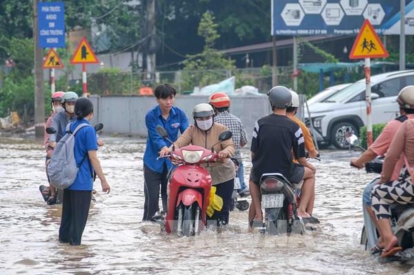 Dự báo thời tiết 4/4: Miền Bắc rét về đêm, Nam Bộ triều cường dâng cao