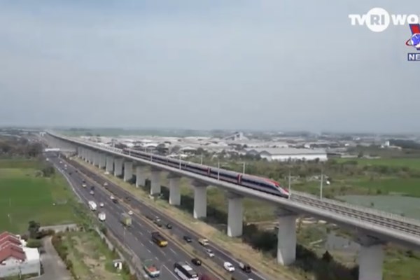 Trung Quốc sẵn sàng hợp tác vận hành tuyến đường sắt cao tốc với Indonesia