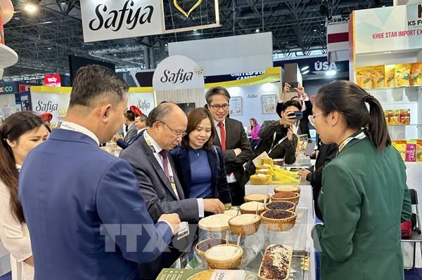 Gần 100 doanh nghiệp Việt Nam tham gia Hội chợ SIAL Paris 2024