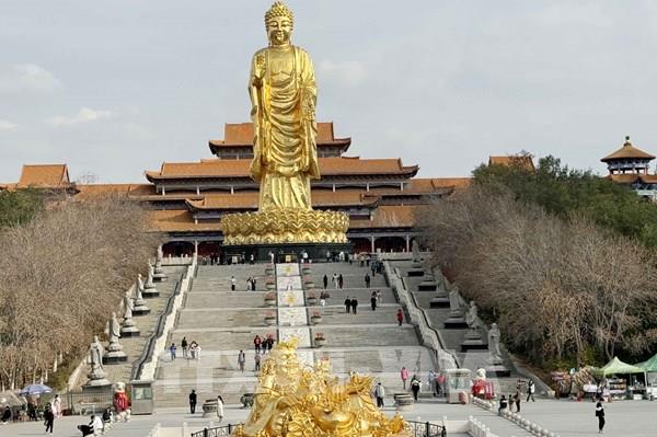  Khám phá chùa Đại Phật Hồng Quang Sơn ở Tân Cương (Trung Quốc)