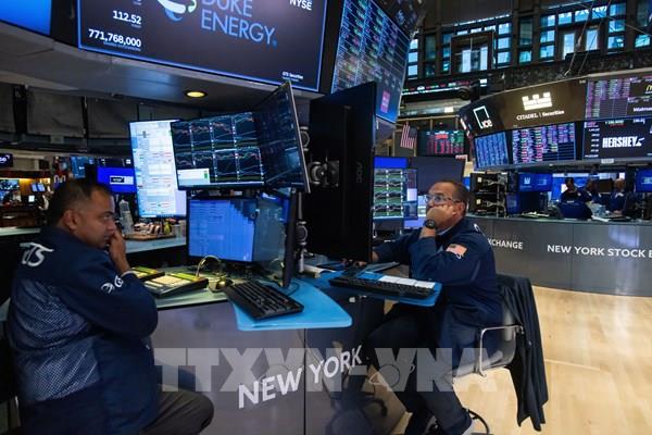 Chứng khoán Mỹ: S&P 500 và Nasdaq đều chốt phiên 8/10 cao kỷ lục