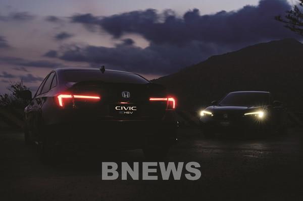 Honda Việt Nam ra mắt Civic 2024: Lần đầu tiên trang bị động cơ Hybrid