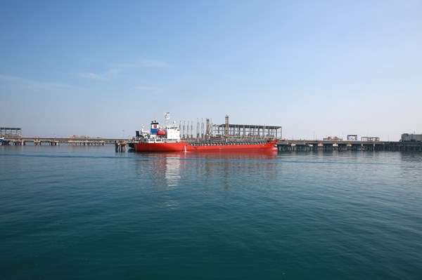 Đảm bảo nguồn dầu thô nguyên liệu cho hai nhà máy lọc dầu trong nước