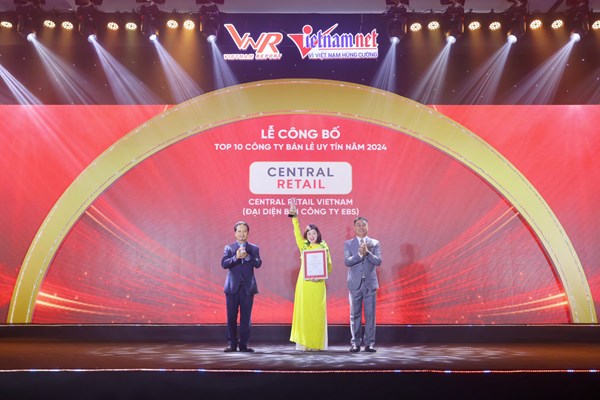 Central Retail Việt Nam lần thứ 4 là quán quân Top 10 Công ty uy tín ngành bán lẻ