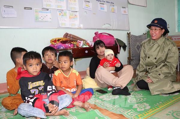 Quảng Ngãi kiểm tra công tác di dời người dân đến nơi an toàn  ​