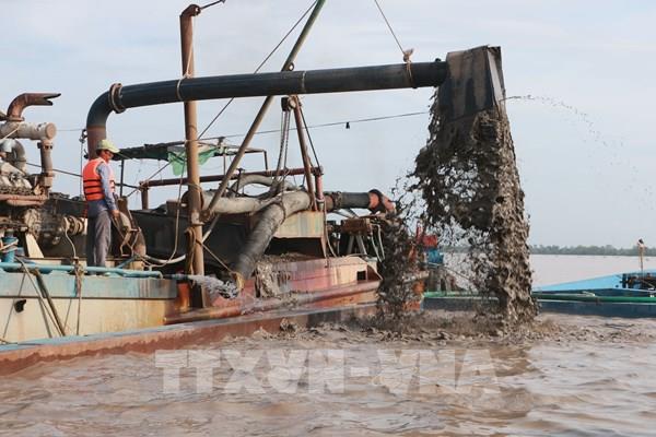 Sóc Trăng khai thác thêm mỏ cát trên sông Hậu phục vụ cao tốc
