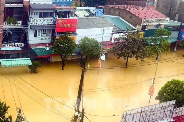 Quảng Bình: Mưa to đến rất to, nhiều nơi bị chia cắt, ngập lụt