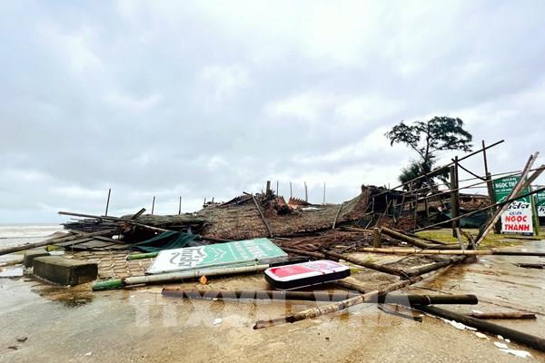 Lũ đang rút, Quảng Trị khẩn trương khắc phục hậu quả bão số 6